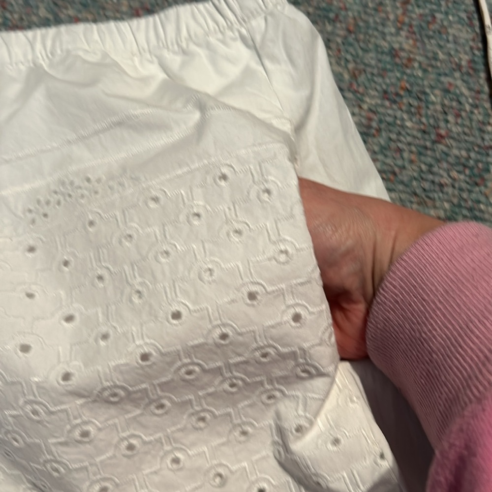 NWT Zara 100% cotton off white shorts with eyelet pockets in XXL - Picture 9 of 12